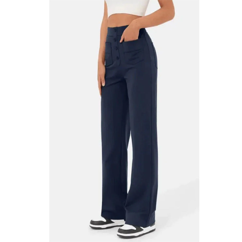 Carly – Weite Damenhose mit Taschen und Knopfdetails