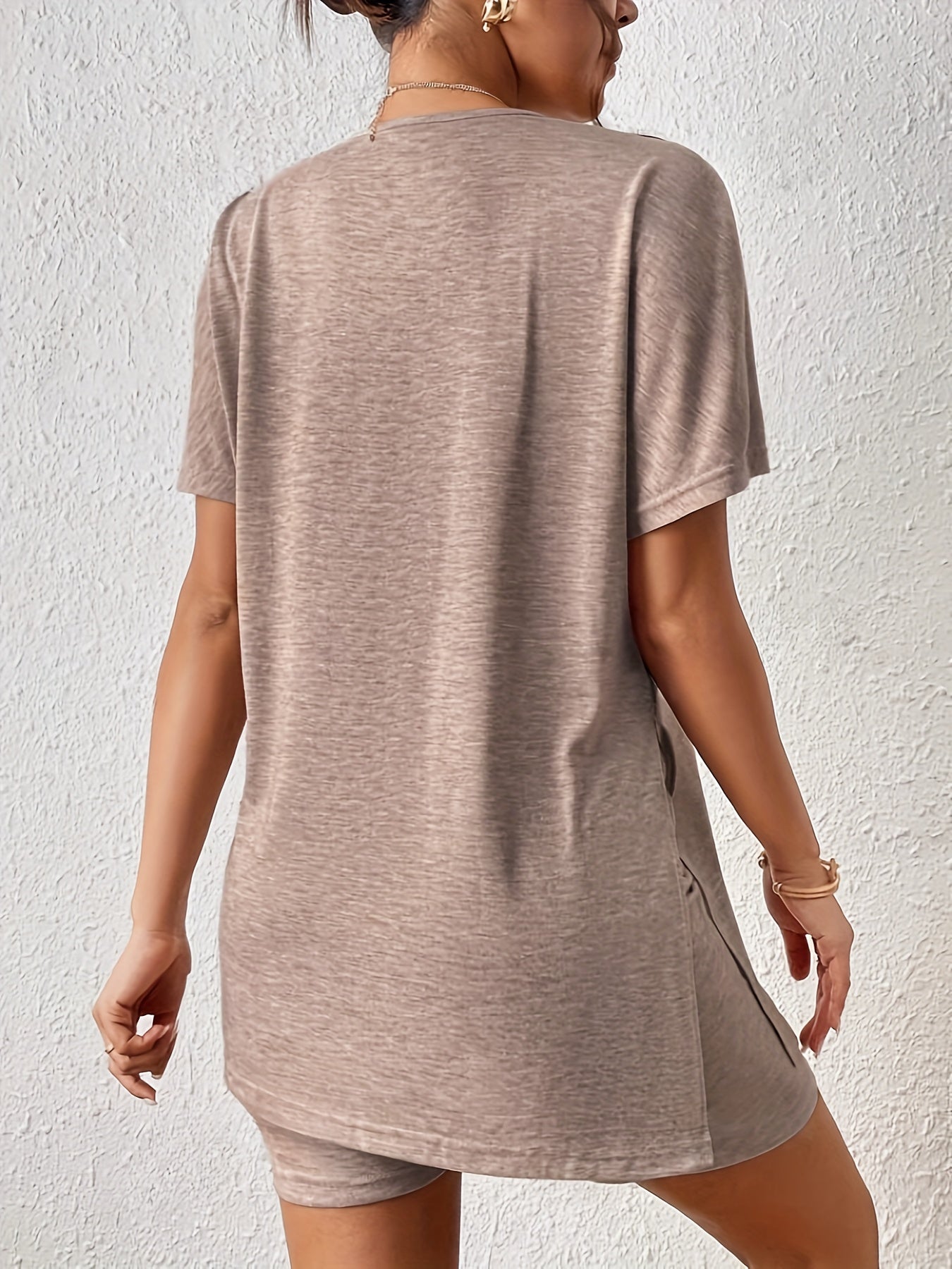 Damen Lounge-Set mit Oversize T-Shirt und Shorts – Bequemer Freizeit-Look, ideal für Zuhause und Alltag