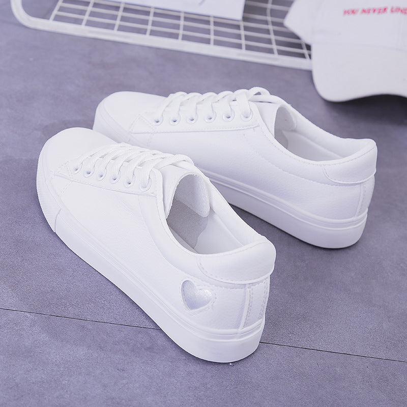 Grace – Damen Sneaker aus Kunstleder mit Herzmuster
