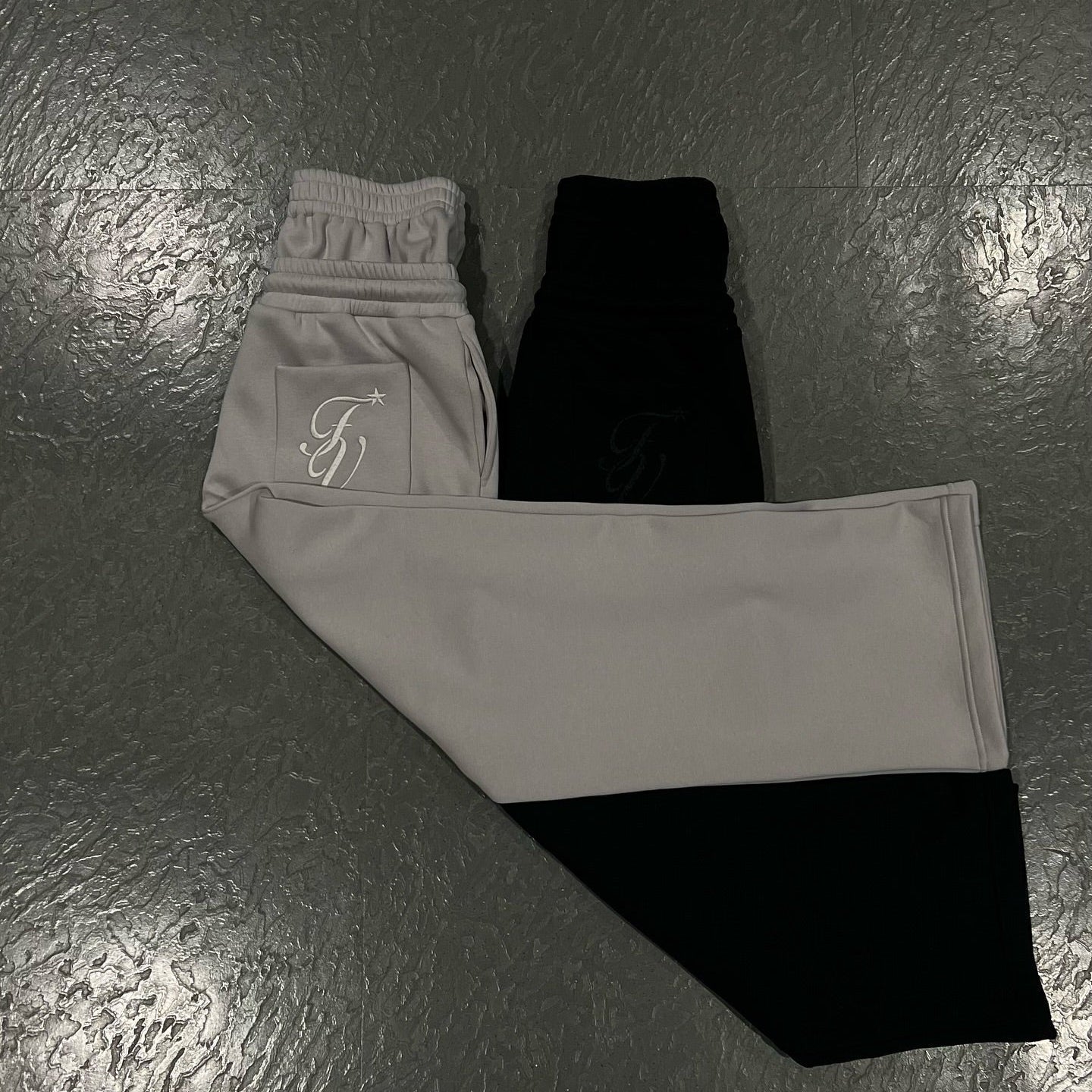 Unisex Baggy Jogginghose mit Kordelzug und Stern-Stickerei – Komfortable Freizeit- & Sporthose