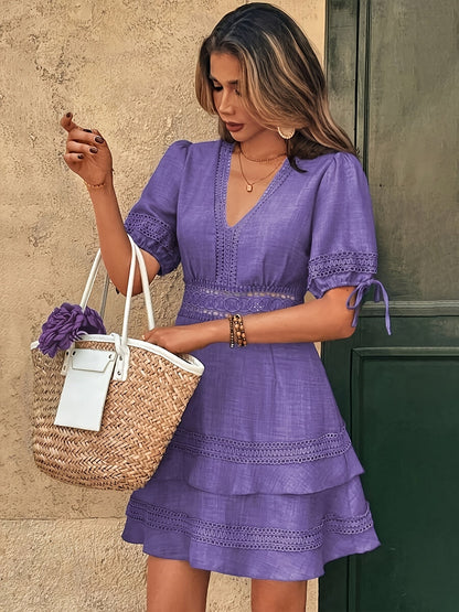 Damen Elegant Volantkleid mit Spitze und V-Ausschnitt – Perfekt für Alltag und Urlaub