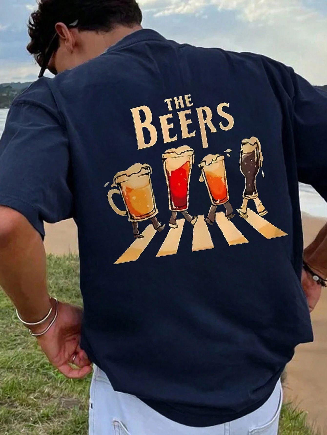 Herren T-Shirt mit witzigem "The Beers" Print – Musik- & Bierliebhaber Motiv, Freizeit & Party