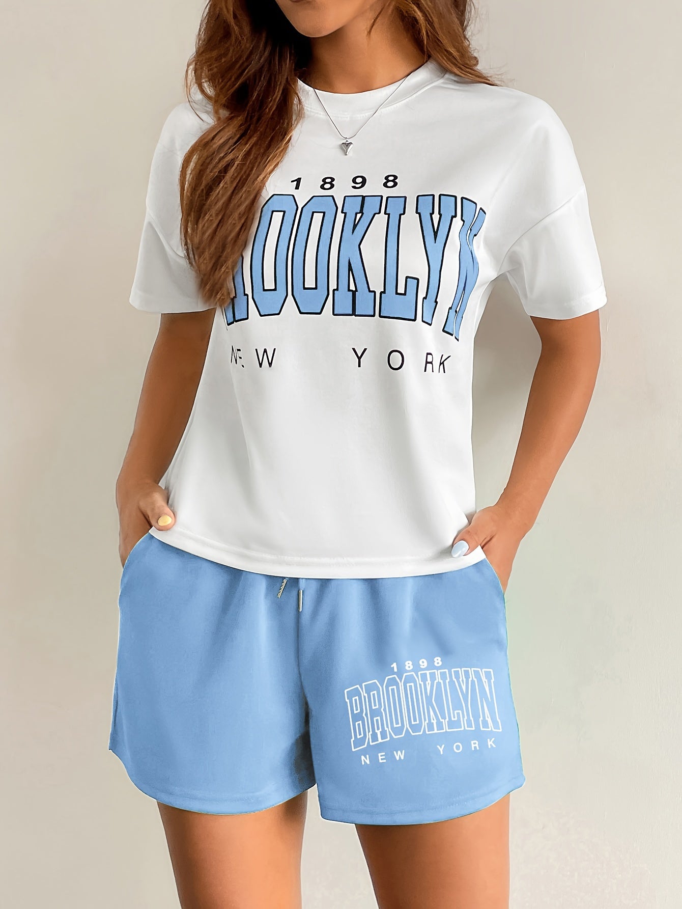 Damen Streetstyle Zweiteiler Set – Brooklyn New York Print T-Shirt und Shorts, Urban Freizeit Outfit