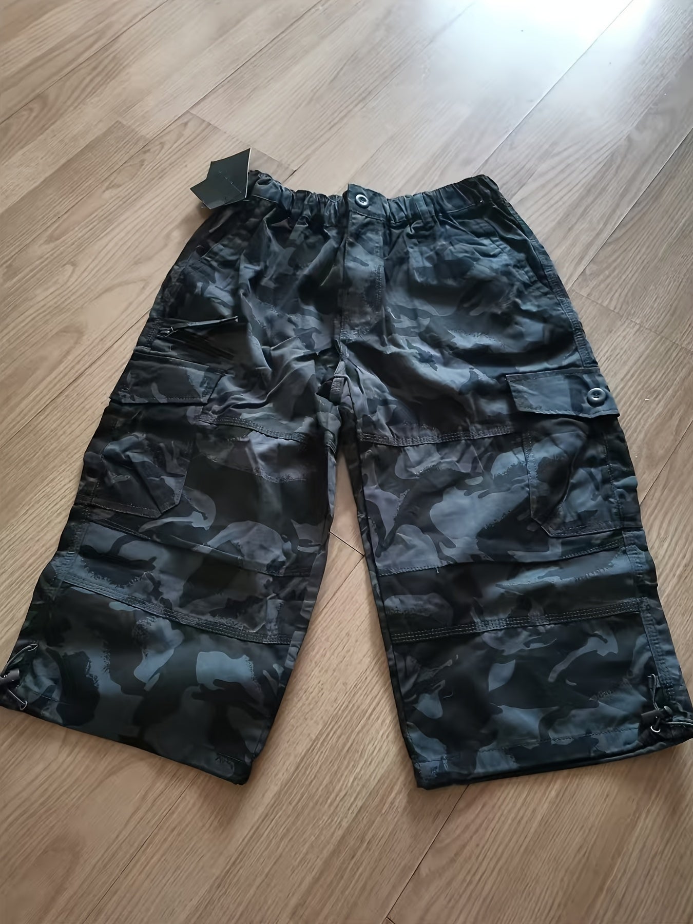 Herren Cargo Outdoor Shorts mit vielen Taschen und langem Schnitt – Ideal für Abenteuer & Freizeit