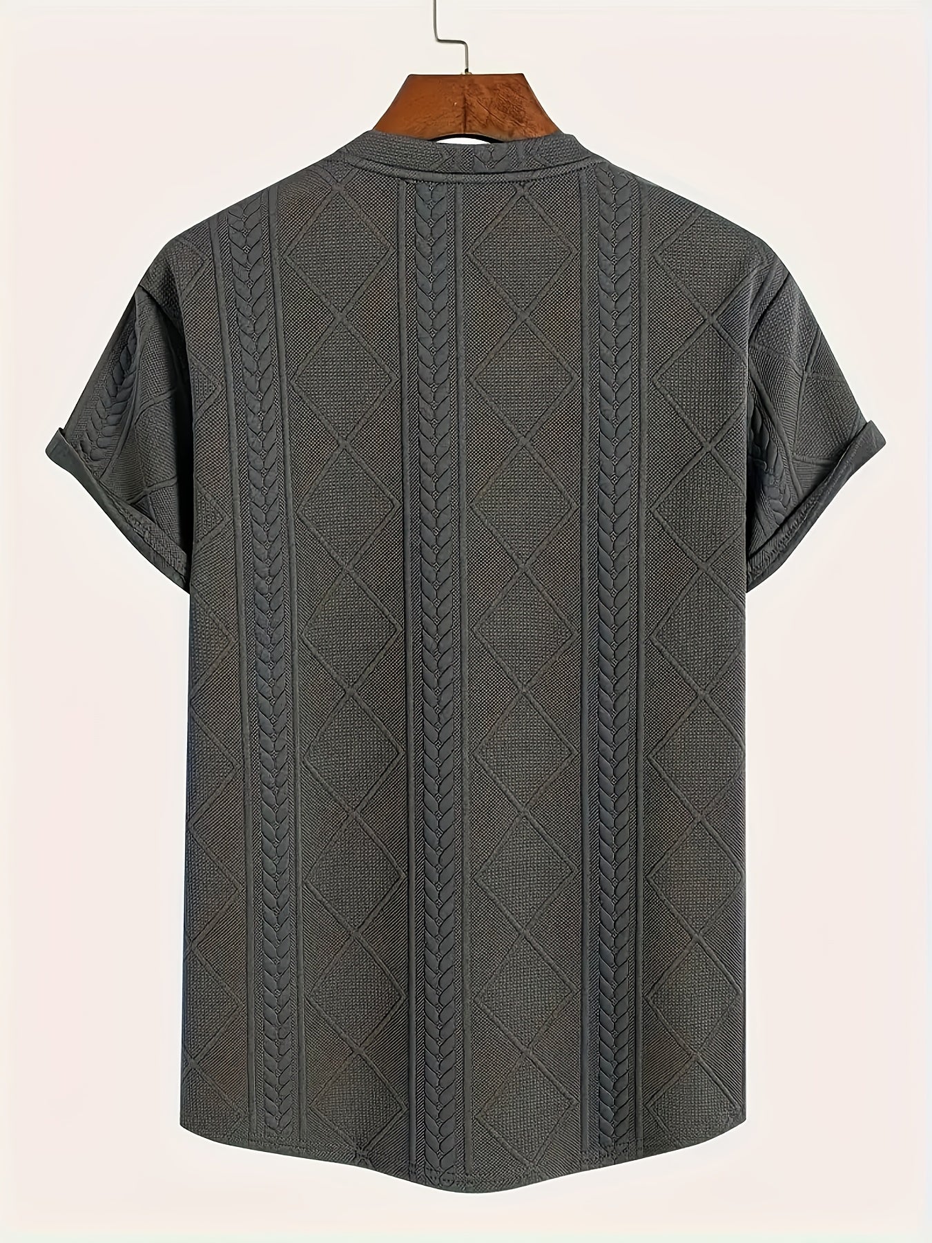 Herren T-Shirt im Strickmuster-Design – Lässiger Style für Alltag und Freizeit