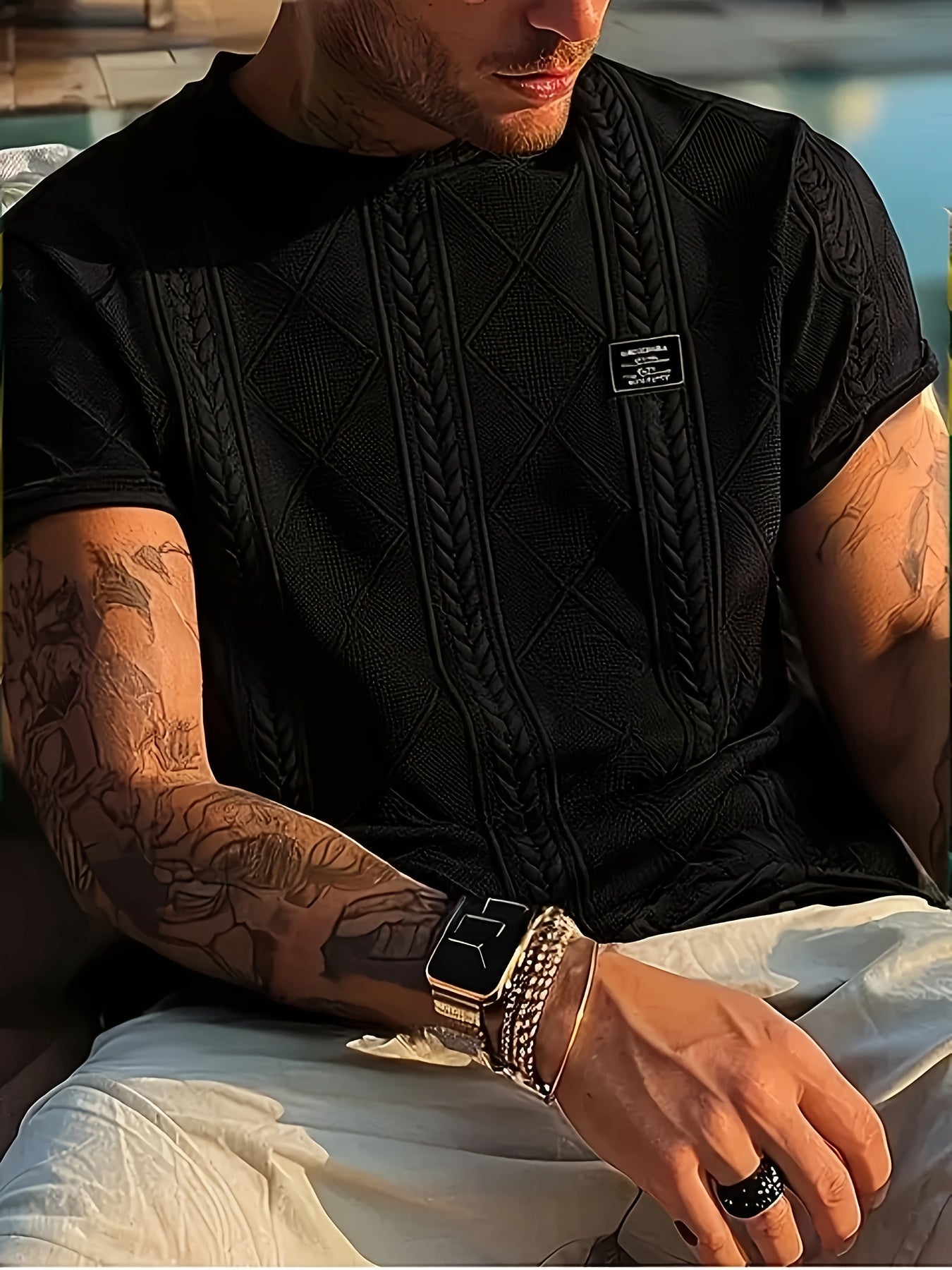 Herren T-Shirt im Strickmuster-Design – Lässiger Style für Alltag und Freizeit