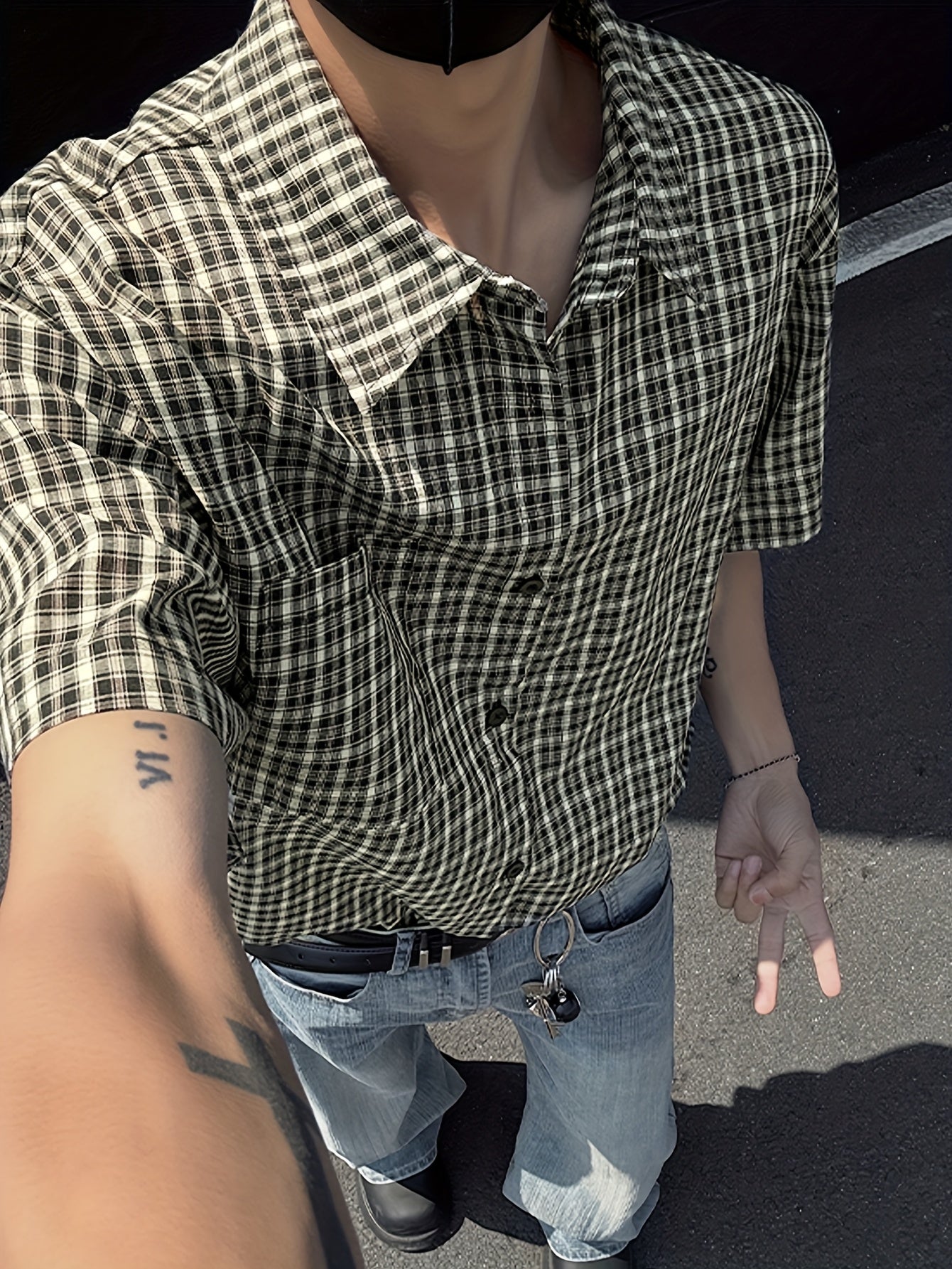 Herren Kurzarm Freizeithemd im karierten Oversize-Look – Lässiger Style für Alltag und Freizeit