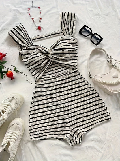 Damen Strick-Romper mit Streifen und Twist-Front – Modischer Einteiler für Freizeit & Sommer