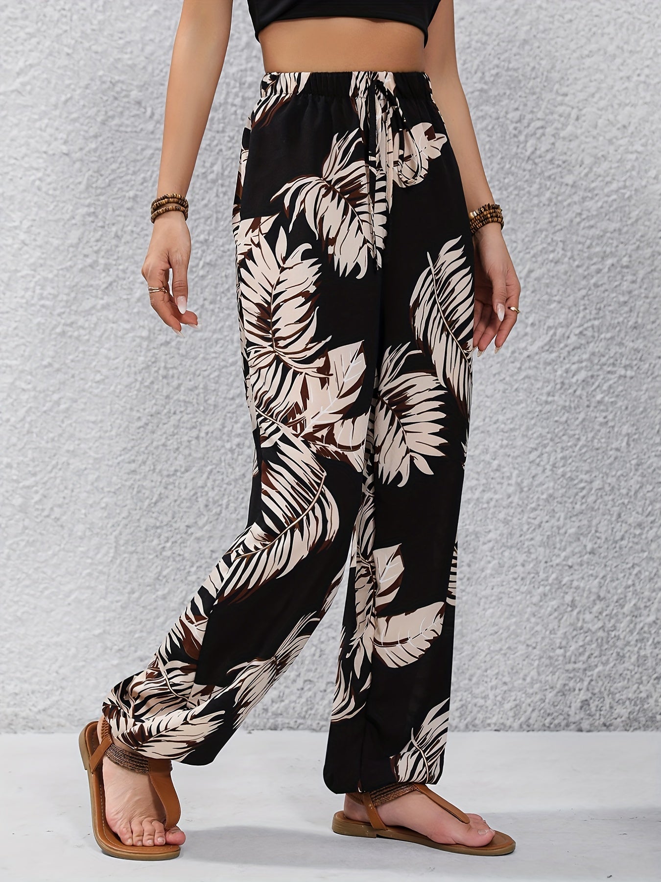 Damen Sommer Joggerhose mit tropischem Blattmuster – Perfekt für Urlaub & Freizeit