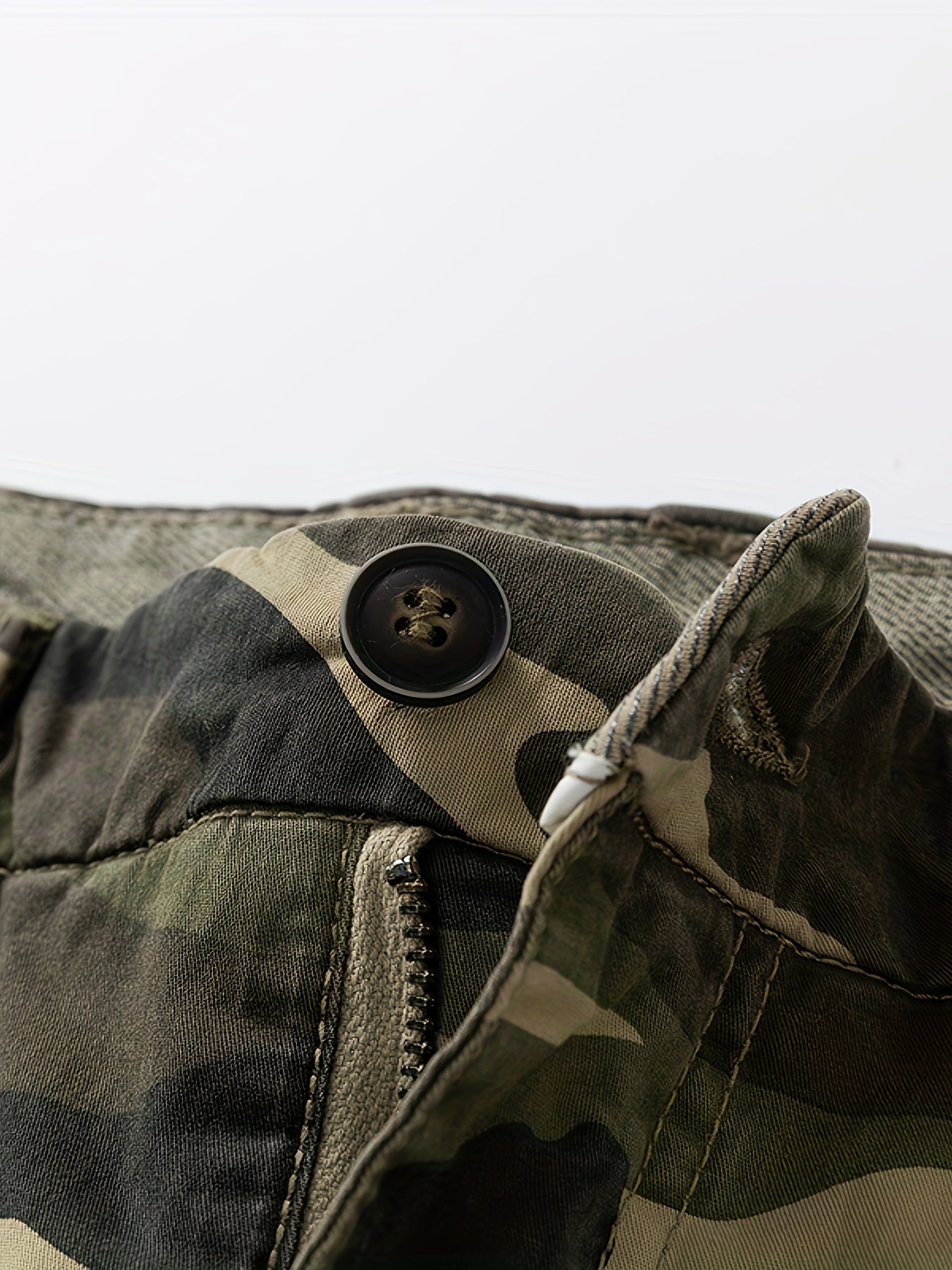 Herren Cargo Shorts im Camouflage-Look – Outdoor & Freizeit Bermuda mit Taschen