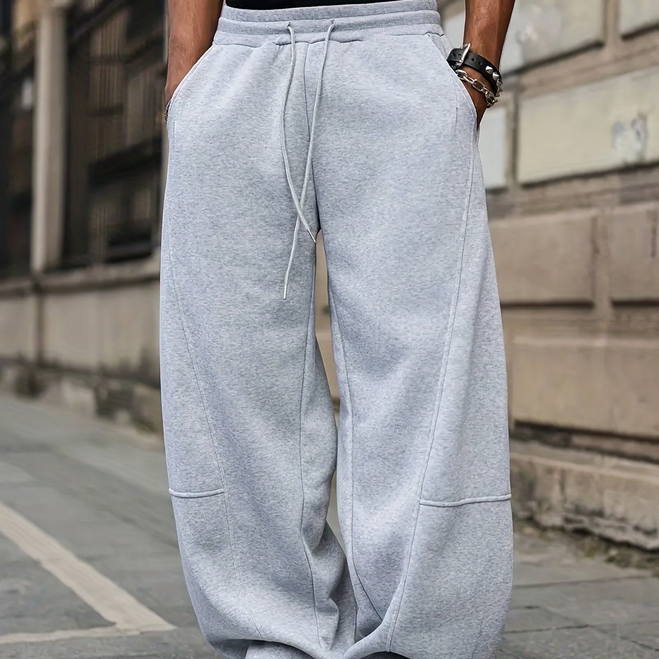 Herren Weite Jogginghose mit Streetstyle-Charakter und modernem Schnitt