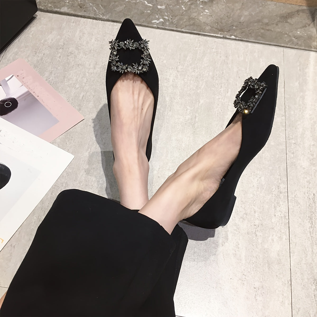 Damen Elegante Spitz-Toe Ballerinas mit Strass-Schnalle – Stilvolle Flats für festliche Anlässe