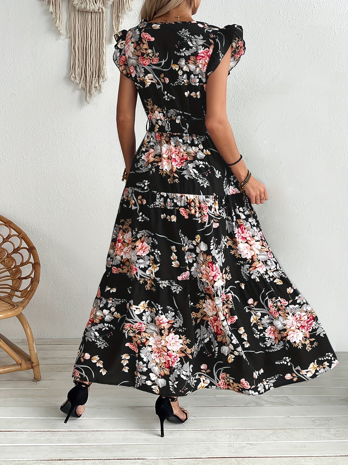 Damen Maxikleid mit Blumenmuster und Gürtel – Elegantes Sommerkleid für Urlaub und Freizeit