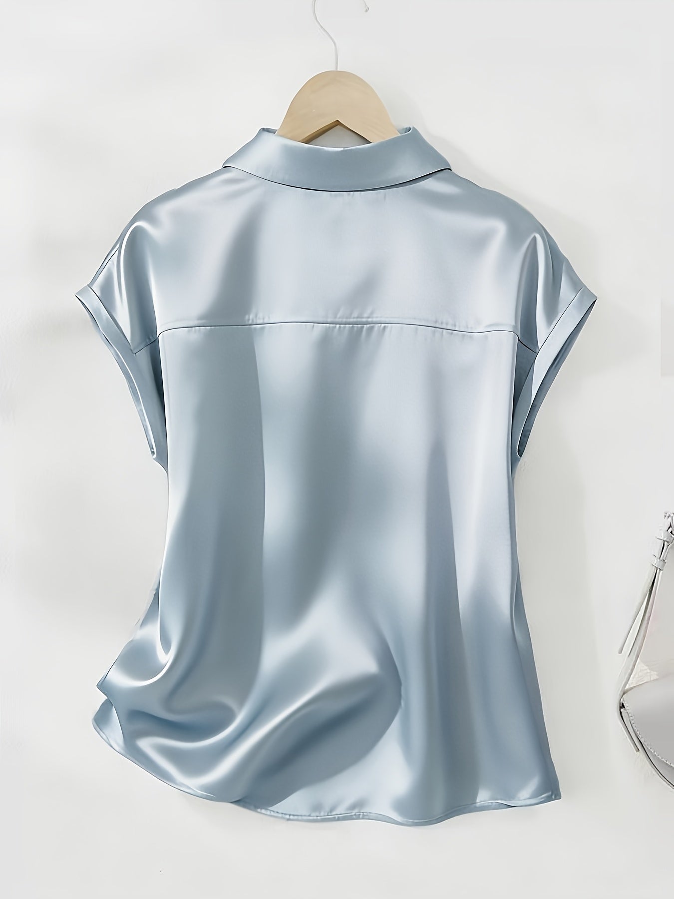 Damen Bluse mit Knopfleiste und Kragen – Elegante Kurzarmbluse für Büro und Alltag