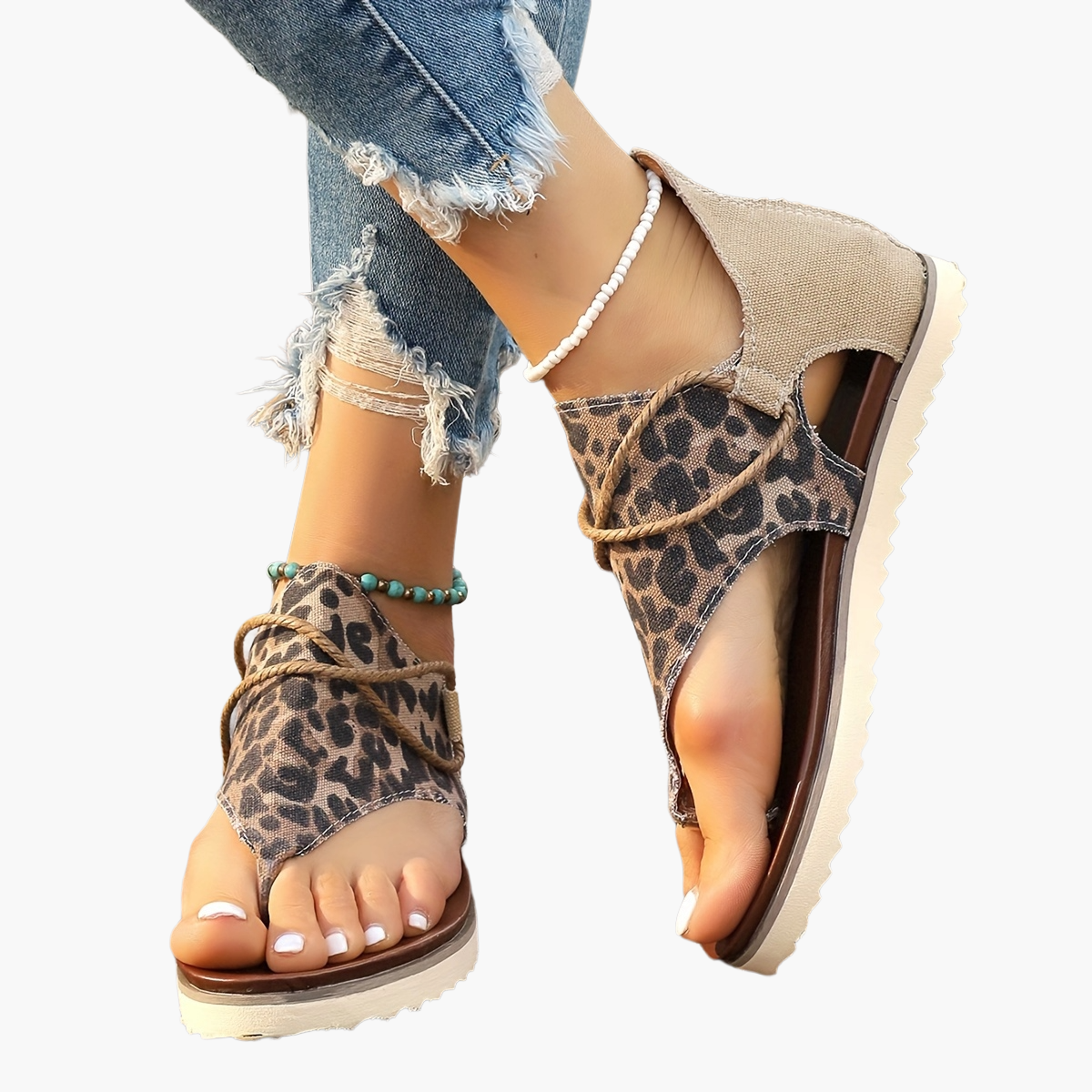 Damen Sandalen im Boho-Stil mit Leopardenmuster – Sommerliche Zehentrenner für Freizeit & Urlaub