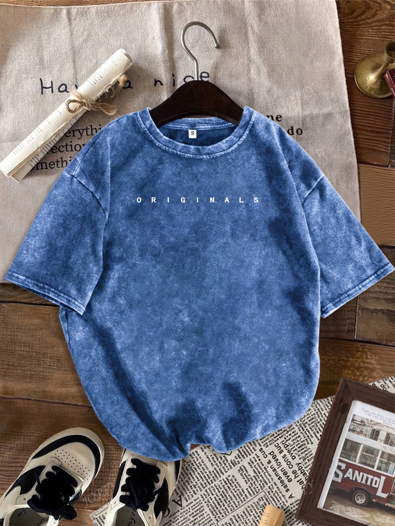 Damen Casual Streetwear T-Shirt mit Jeans-Shorts – Trendiges Freizeit-Outfit für den Sommer