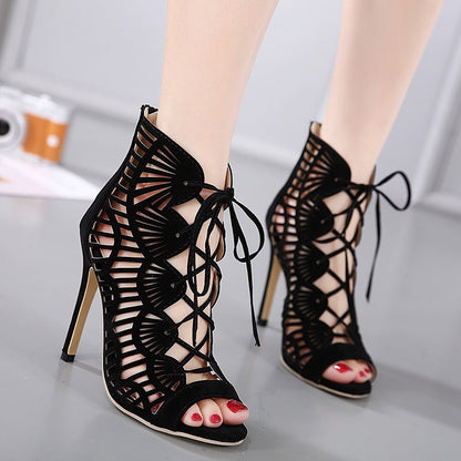 Jessie – Spitzenschuhe mit hohem Absatz