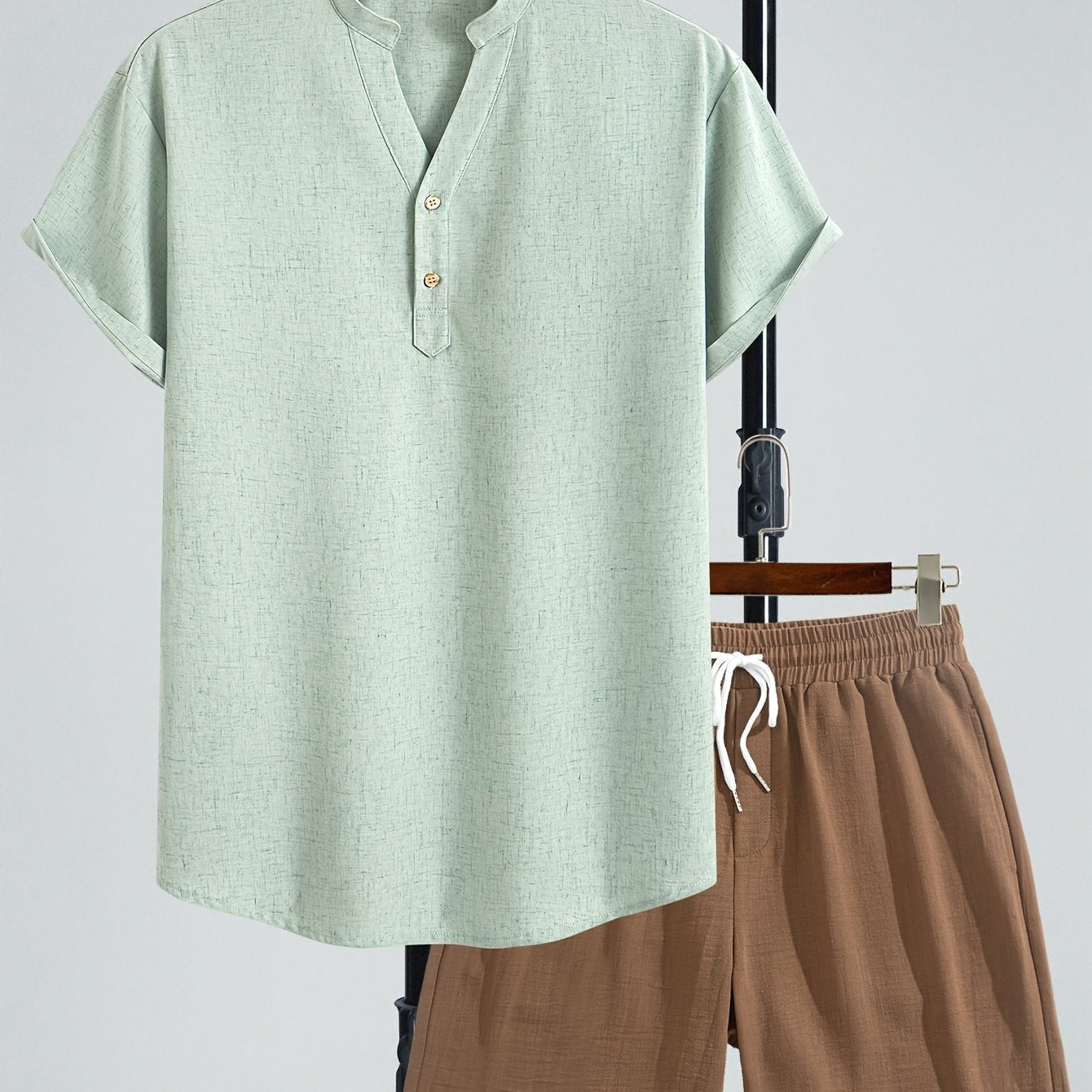 Herren Zweiteiliges Freizeitset mit Henley-Shirt und Shorts – Moderner Look für Alltag und Urlaub