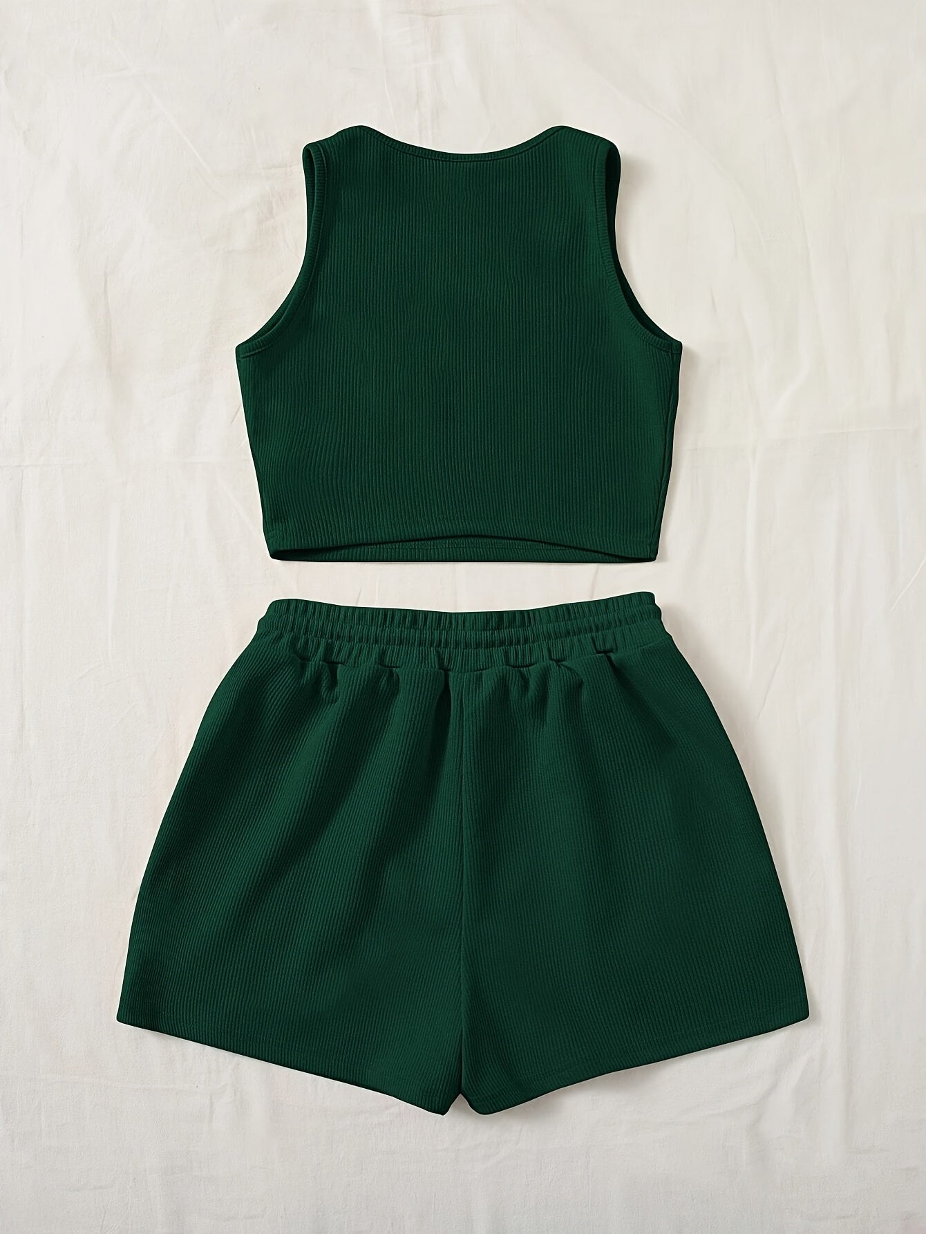 Damen Freizeit Zweiteiler Set – Geripptes Crop Top & Shorts, Sportlich & Modern für Alltag und Entspannung