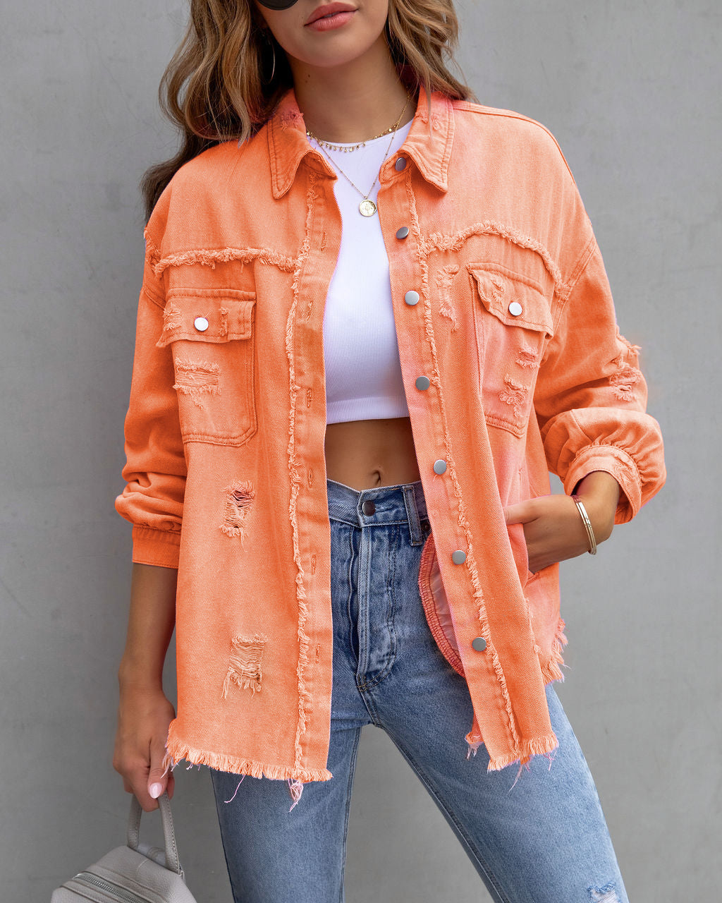 Carly – Lässige Damenjacke mit Rissen für Herbst und Frühling