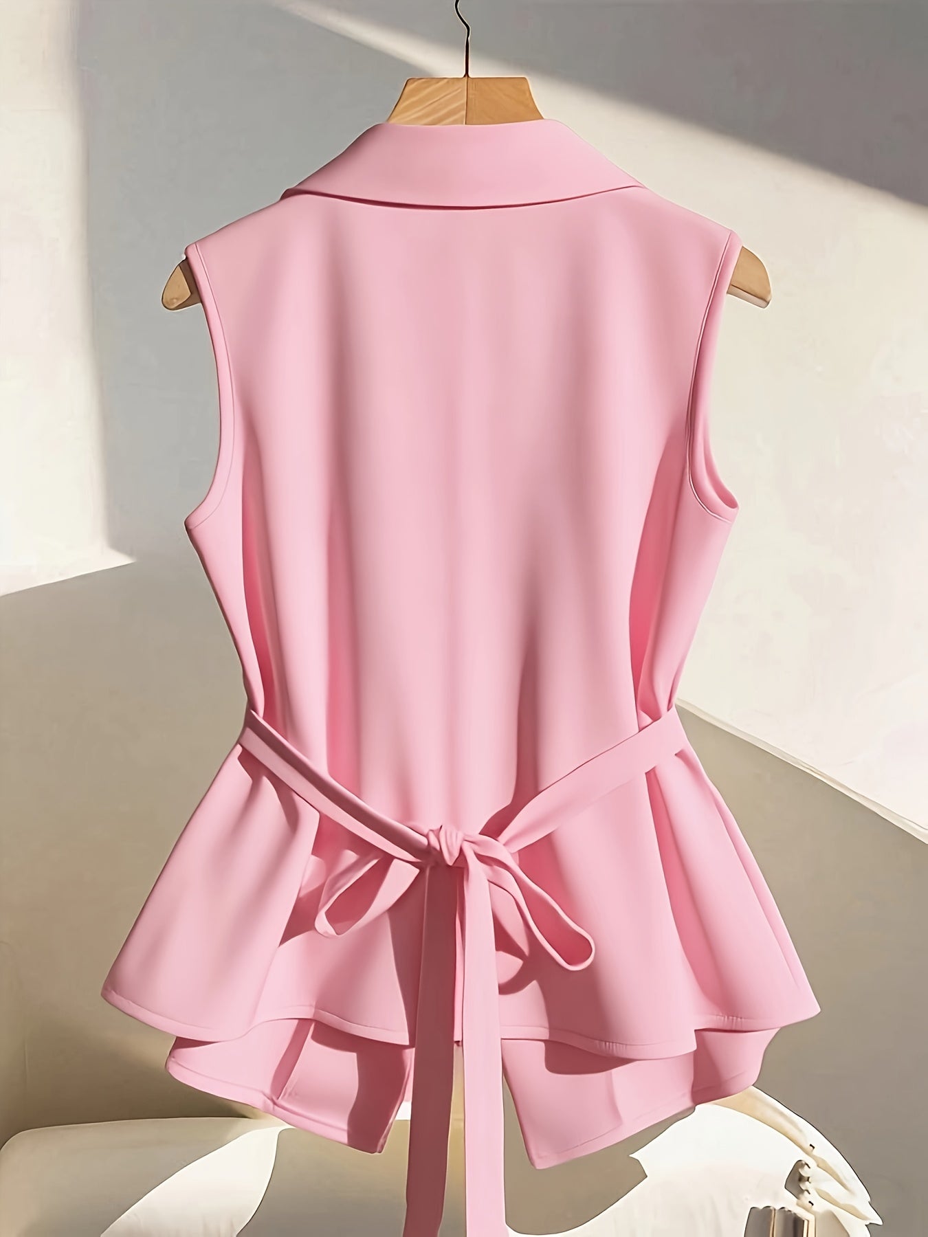 Damen Elegante Ärmellose Weste mit Taillengürtel und Reverskragen – Business & Freizeit Chic