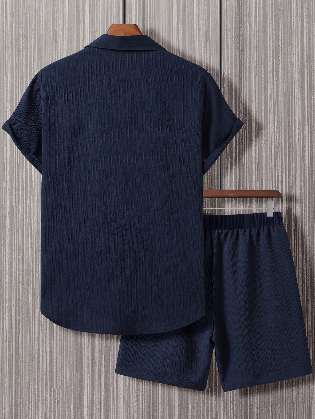 Herren Sommer Freizeit Set – Kurzarm Hemd und Shorts, Modernes Lounge Outfit für Alltag & Urlaub