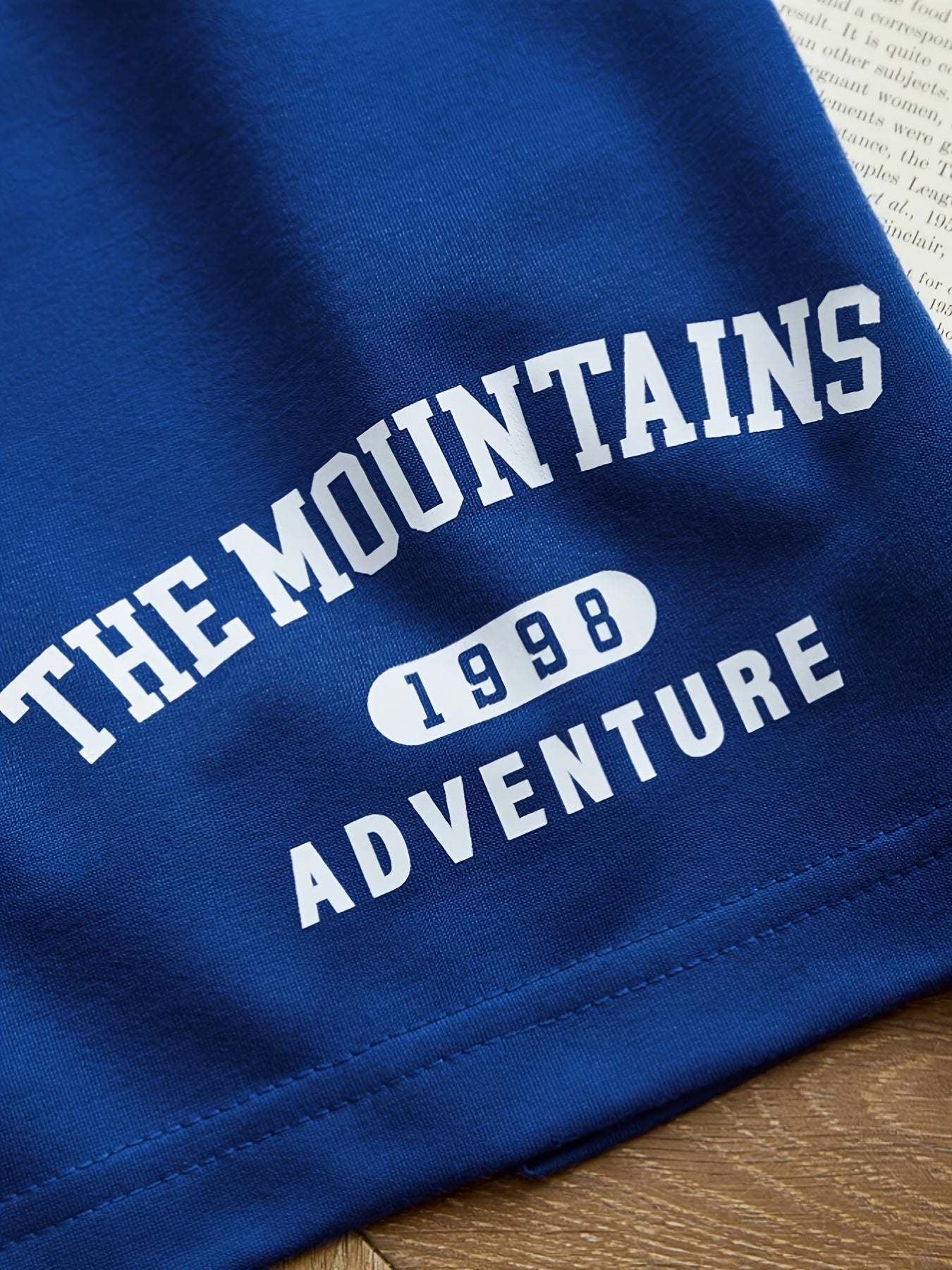 Damen Lounge-Set mit Print „The Mountains Adventure“ – Sportlich & Bequem für Freizeit und Homewear