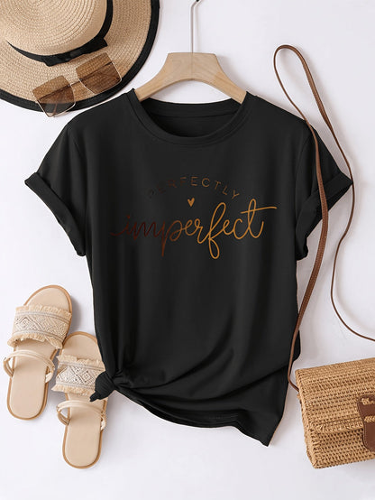 Damen T-Shirt mit Schriftzug 'Perfectly Imperfect' – Lässiger Statement-Style für Alltag und Freizeit