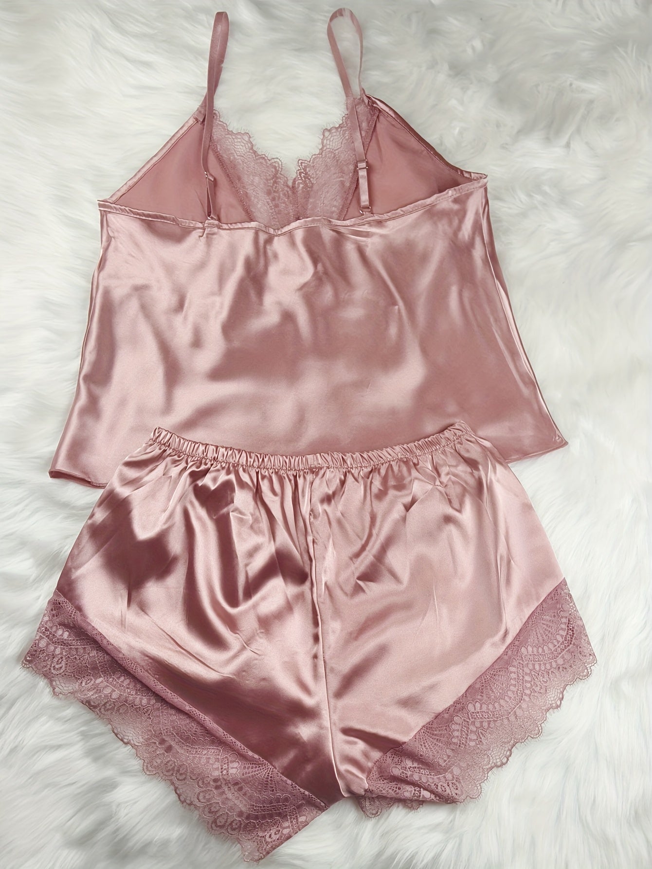 Damen Satin Pyjama Set mit Spitze – Verführerischer Schlafanzug für stilvolle Nächte