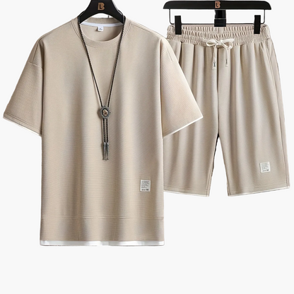 Herren Freizeit Outfit Set – Modernes T-Shirt und Shorts für Alltag & Sport