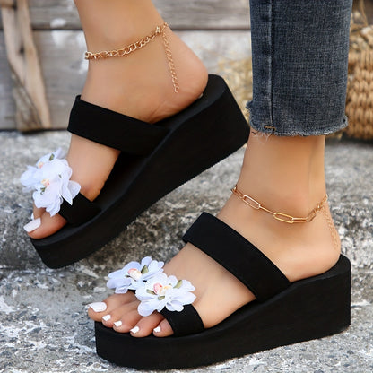 Damen Plateau-Sandalen mit Blumenapplikation – Modische Keilabsatz-Schuhe für Sommer und Freizeit