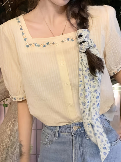 Damen Bluse mit Stickerei und Quadrat-Ausschnitt – Eleganter Sommerstil