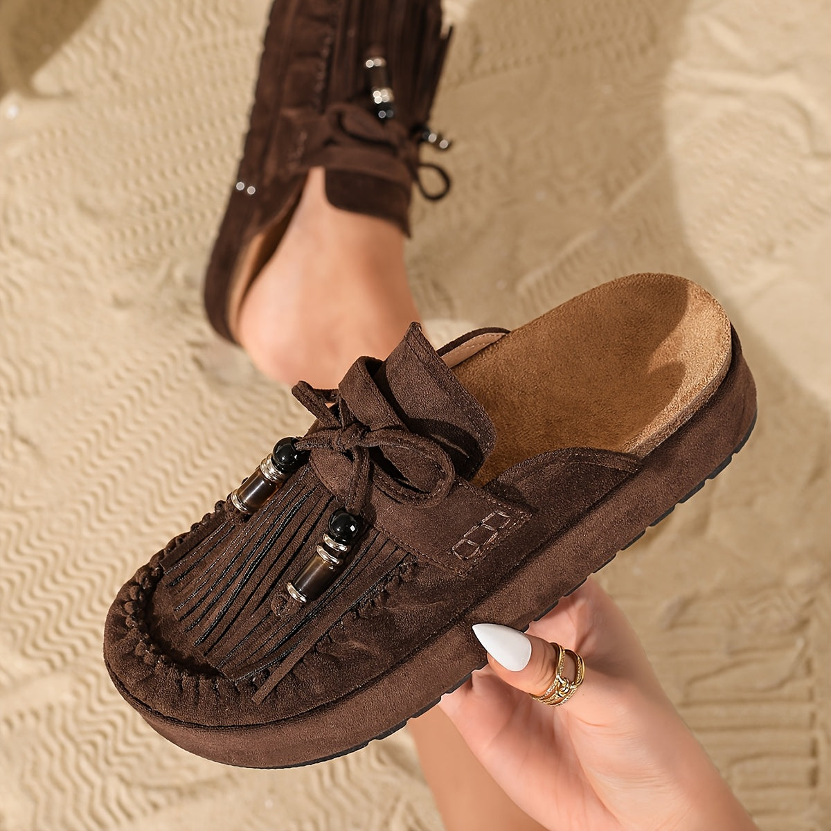 Damen Mokassin Hausschuhe mit Fransen und Perlen – Bequeme Vintage Slipper für Alltag und Freizeit