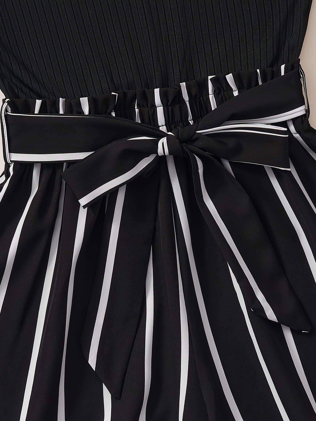 Damen Jumpsuit Elegant Gestreift mit Taillengürtel – Perfekt für Frühling & Sommer