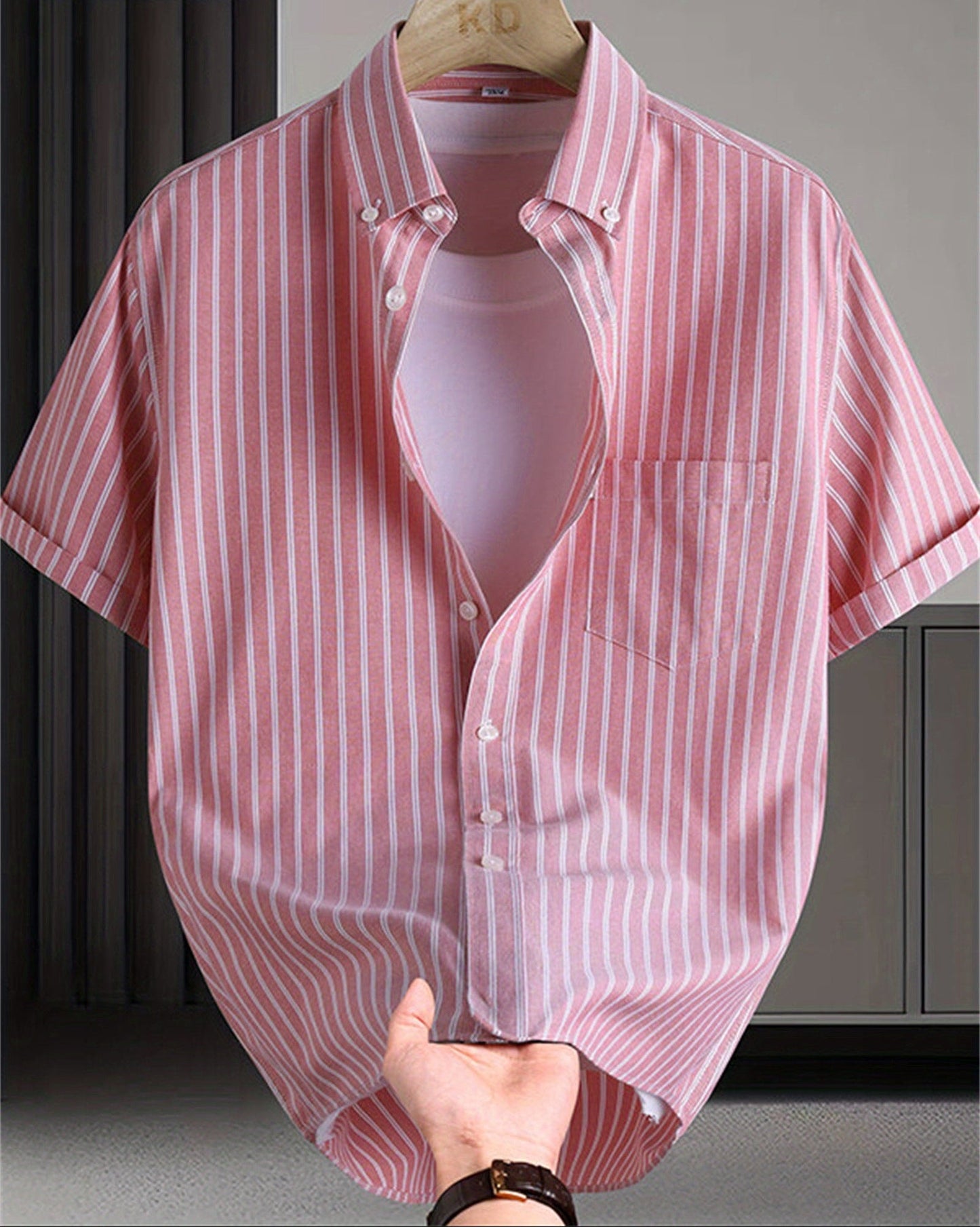 Herren Kurzarm-Hemd mit Streifenmuster und Button-Down-Kragen – Stilvolles Freizeit- und Business-Outfit
