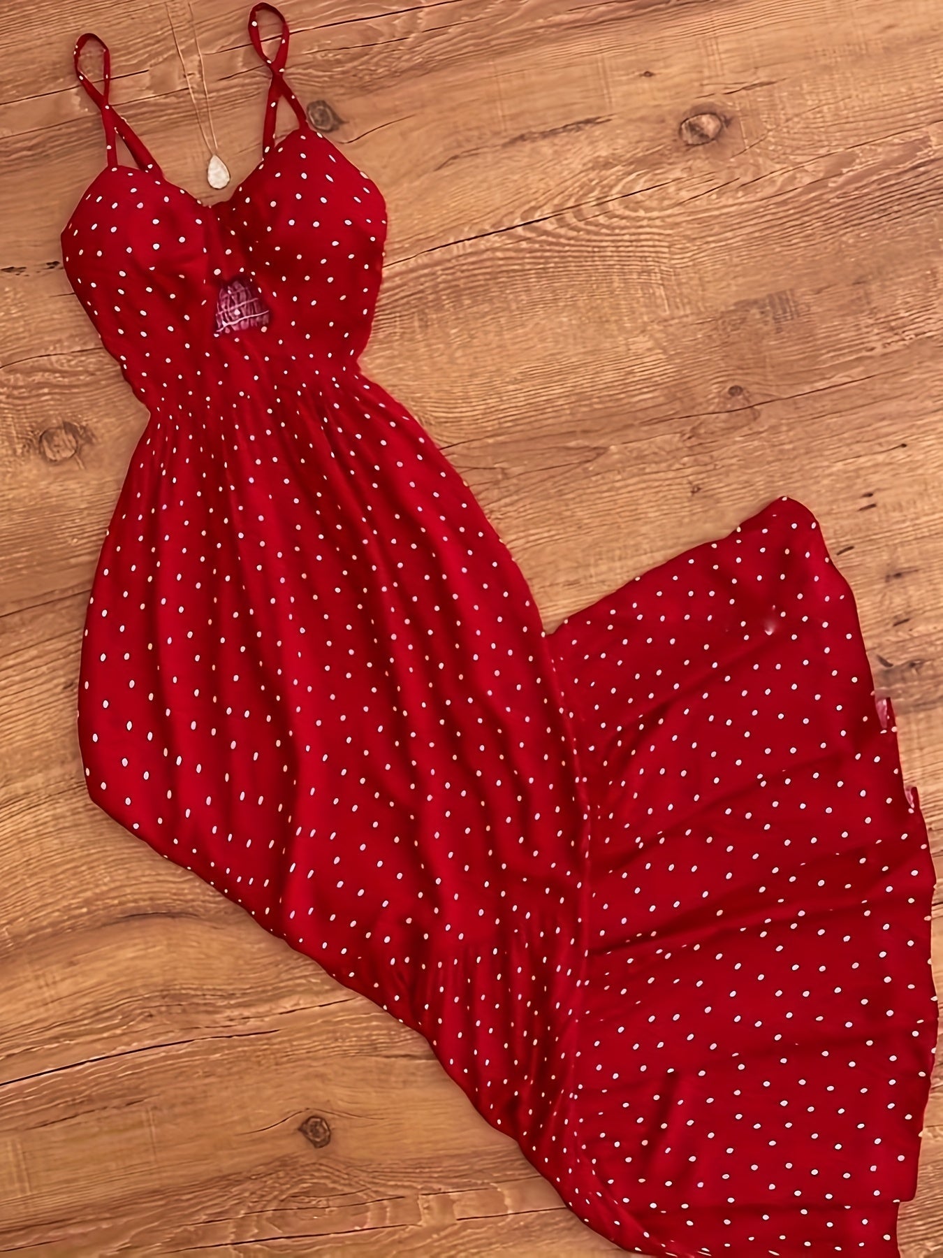 Damen Maxikleid Polka-Dot mit Rüschenrock und Spaghettiträgern – Vintage-inspiriertes Sommerkleid für besondere Anlässe