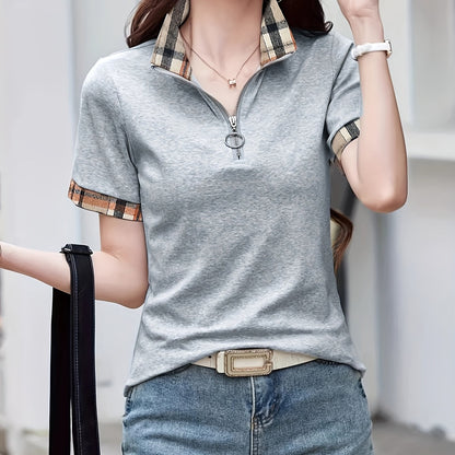 Damen Poloshirt mit Reißverschluss-Kragen und Karodetails – Modisches Freizeitshirt für Alltag und Ausgehen
