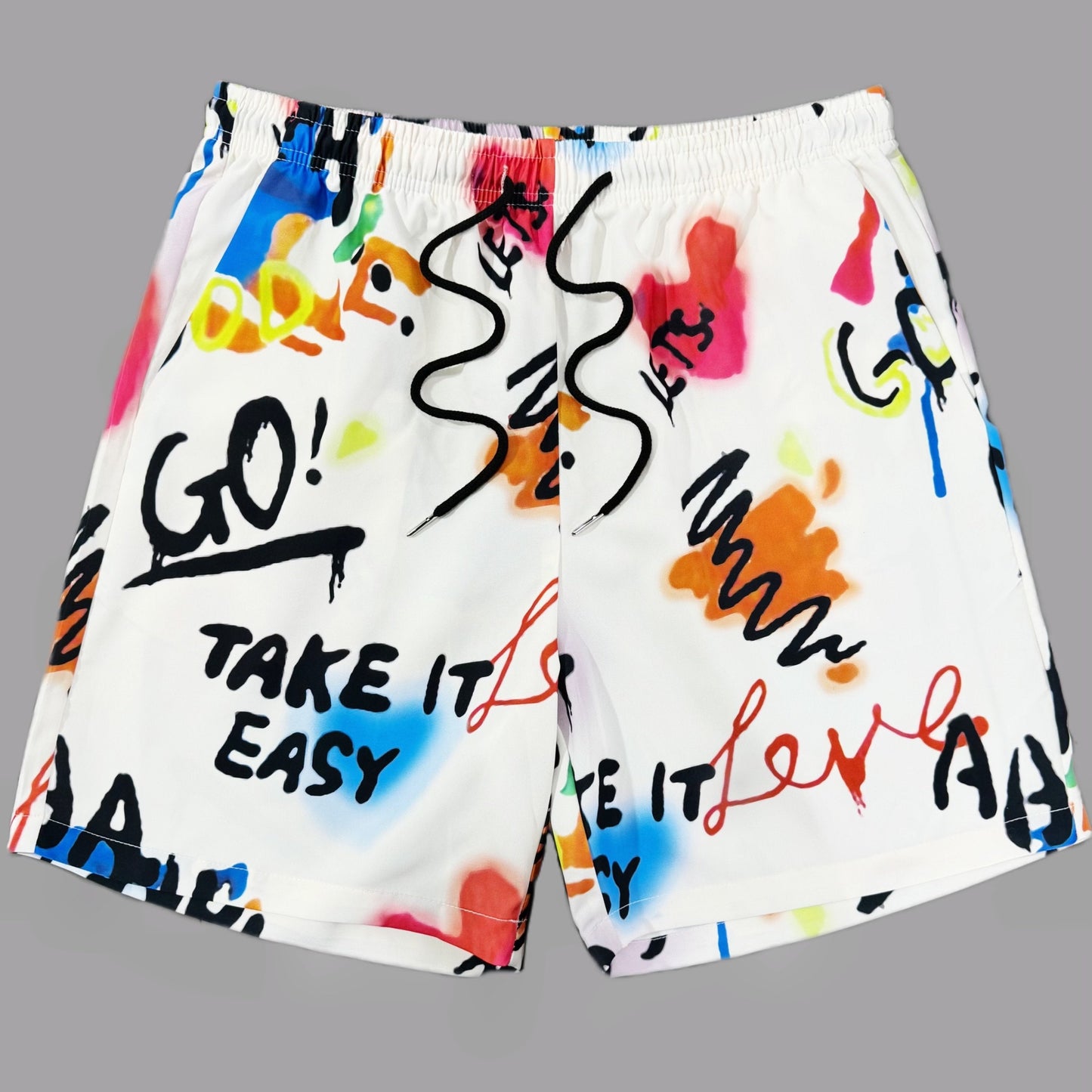 Herren Streetwear Shorts mit Graffiti Print und Schriftzug – Freizeit und Urban Style