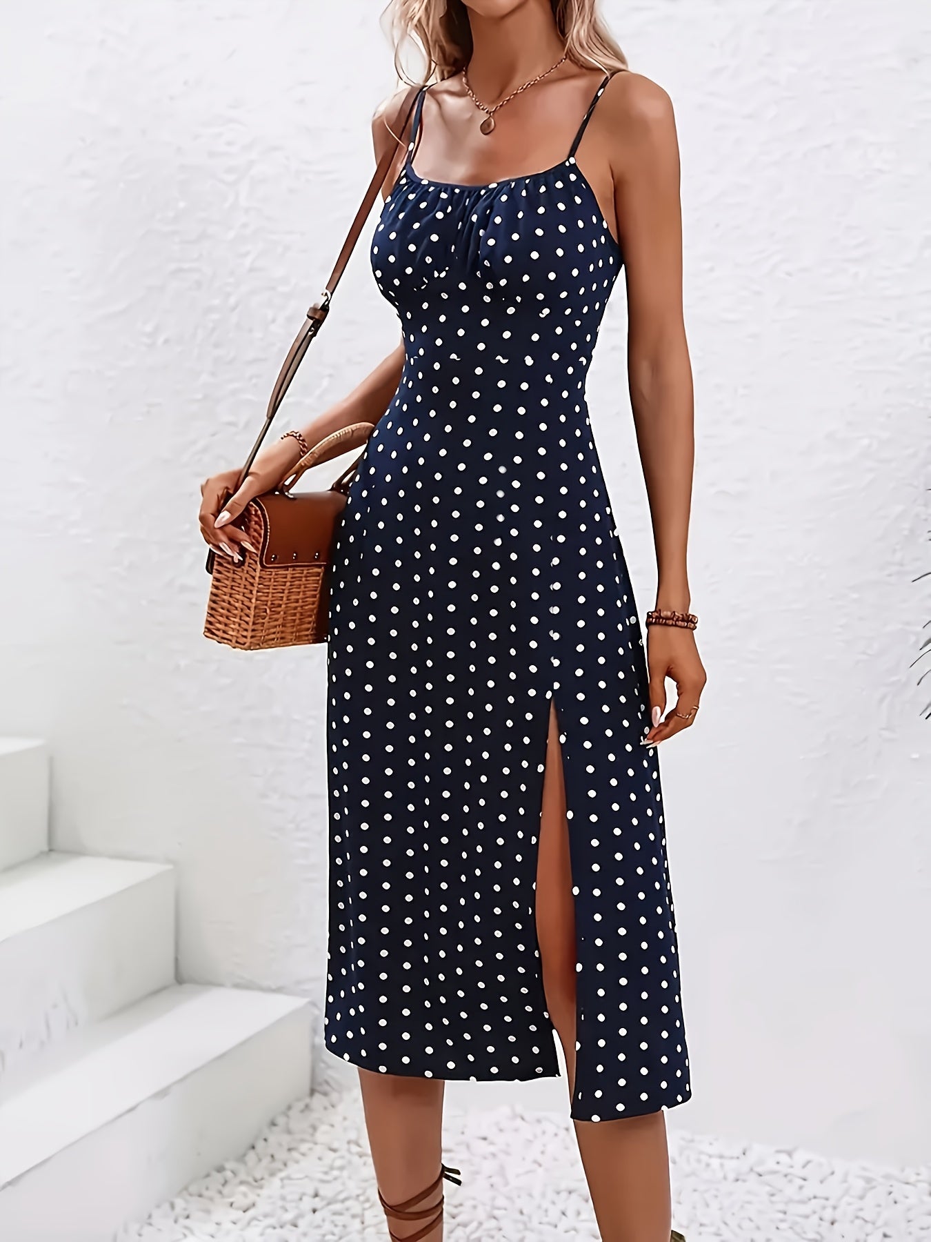 Damen Sommerkleid mit Punkten und Schlitz – Elegantes Freizeitkleid mit Spaghettiträgern
