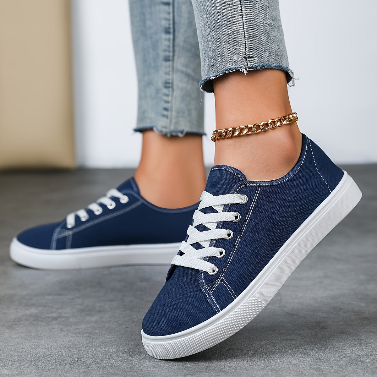 Damen Freizeit-Sneaker mit Schnürung – Bequeme Alltags-Schuhe im modernen Stil
