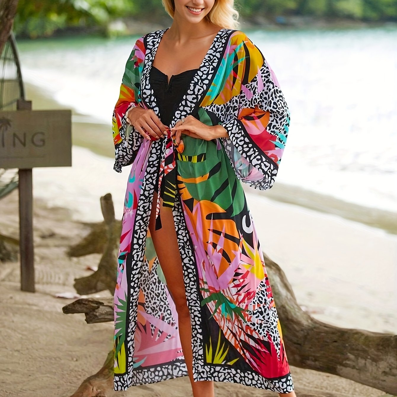 Damen Strand Kimono Lang mit Tropischem Muster und Animal Print – Modischer Überwurf für Urlaub und Pool