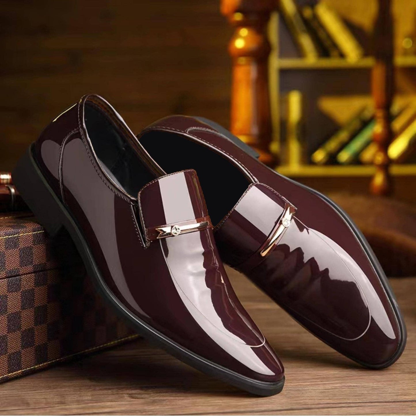 Herren Elegante Lackleder Business Slipper – Klassische Loafer für Büro und festliche Anlässe