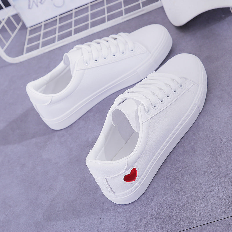 Grace – Damen Sneaker aus Kunstleder mit Herzmuster