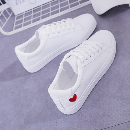 Grace – Damen Sneaker aus Kunstleder mit Herzmuster