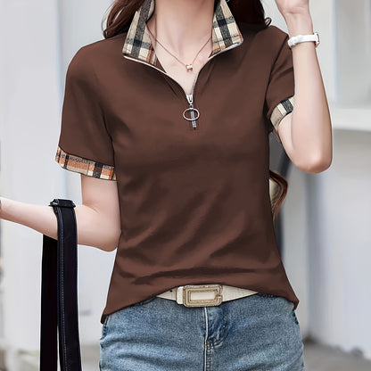 Damen Poloshirt mit Reißverschluss-Kragen und Karodetails – Modisches Freizeitshirt für Alltag und Ausgehen