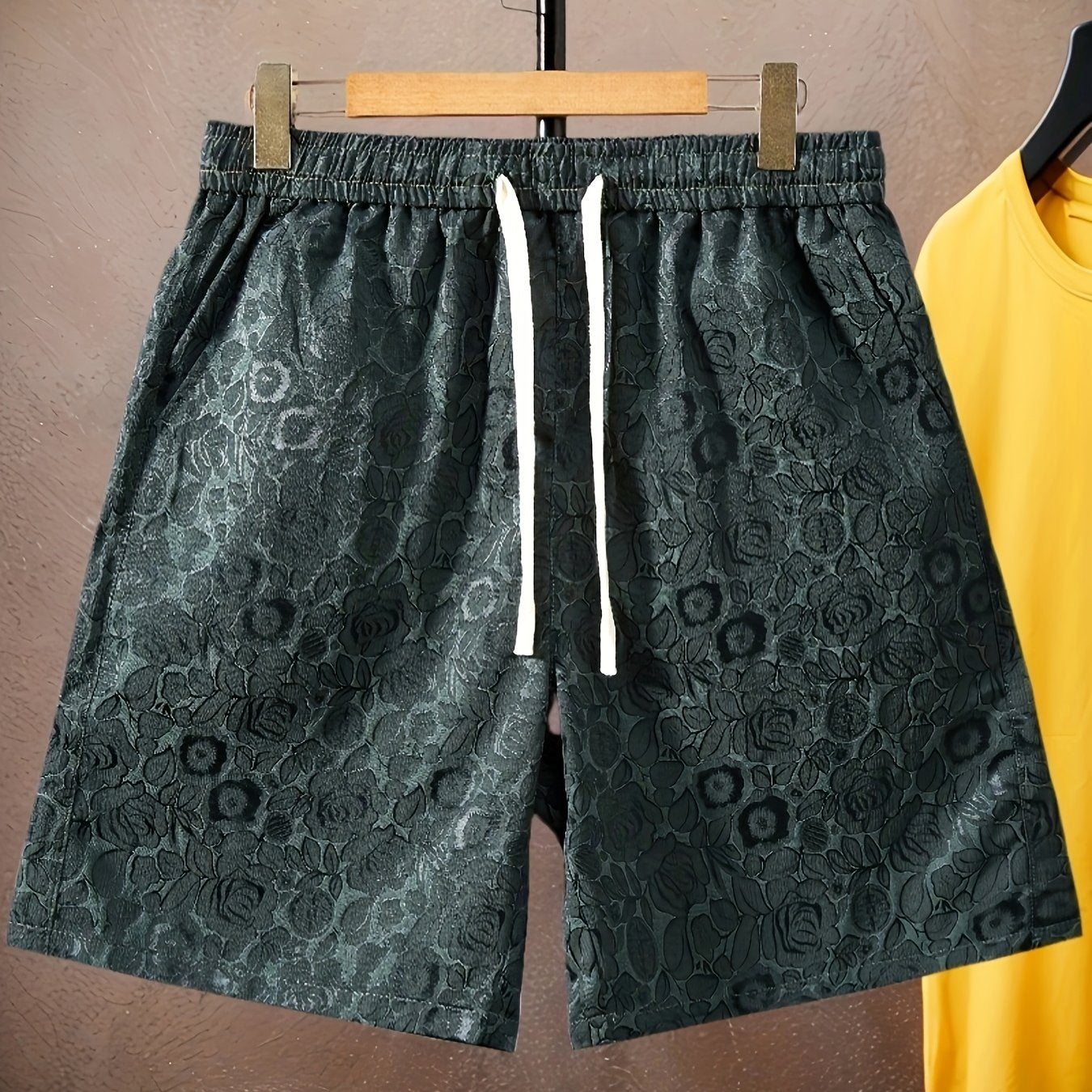 Herren Jacquard-Shorts mit Rosenmuster und modernem Relaxed Fit – Stilvolle Freizeithose für Alltag und Ausgehen