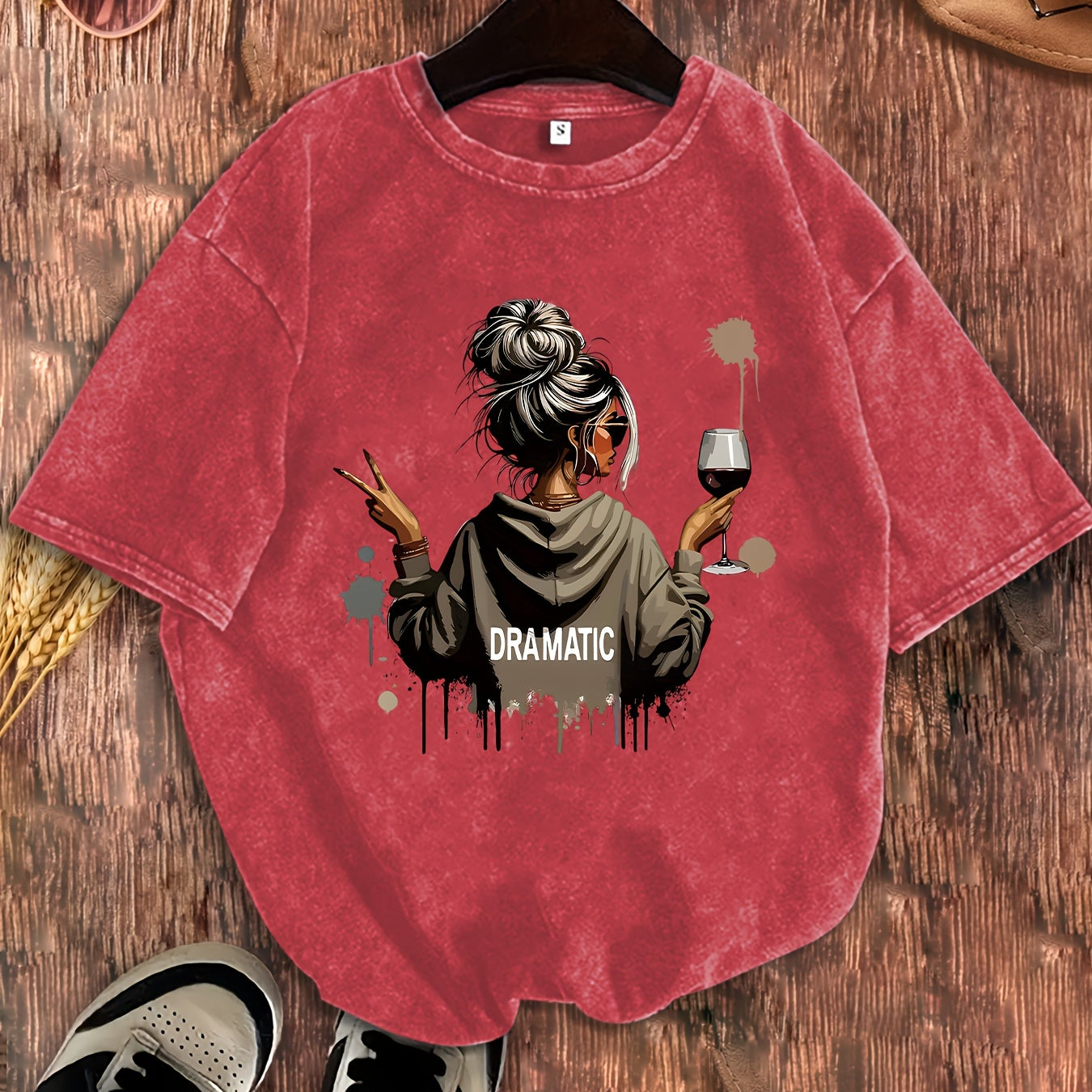 Damen Oversize T-Shirt mit Grafik – Dramatic Girl, lässiger Stil, ideal für Freizeit und Alltag