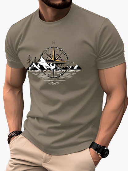 Herren T-Shirt mit Kompass- und Bergmotiv – Outdoor Abenteuer Stil