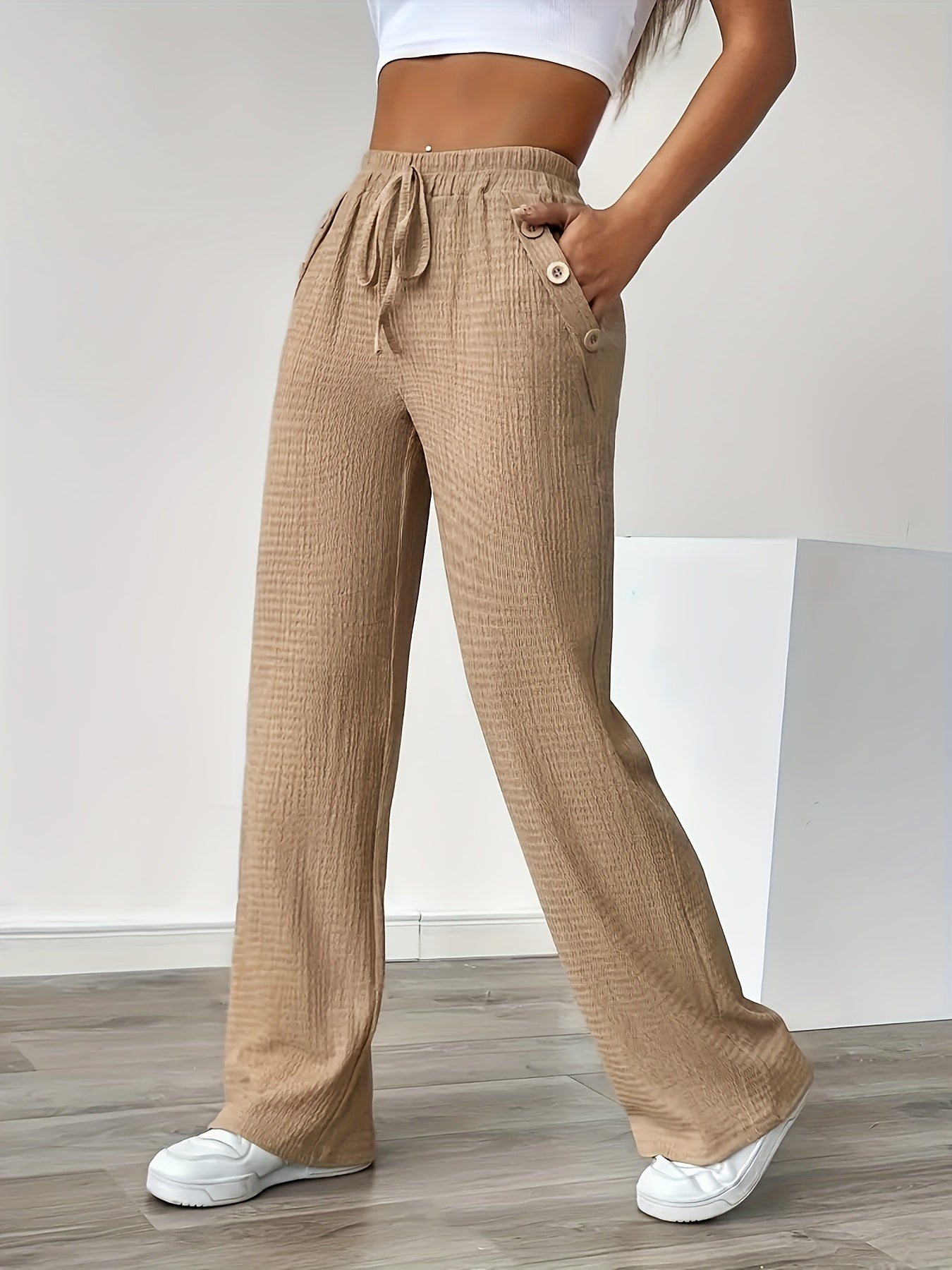 Damen Freizeithose mit weitem Bein und Knopfdetails – Stilvolle Loungehose für Alltag und Freizeit