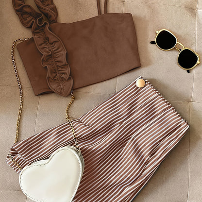 Damen Zweiteiler Set – Modisches Top mit Rüschen und Gestreifte Shorts, Stilvolles Outfit für Freizeit und Alltag